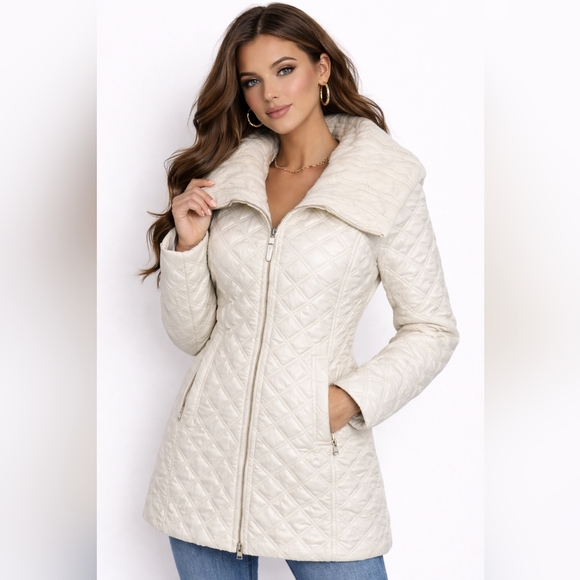 Via Spiga Jackets & Blazers - Via Spiga Ivory Diamond Quilted Rib Knit Collar Jacket Size XS
